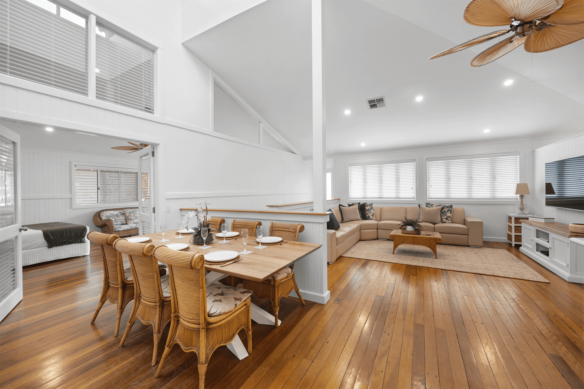 Riverhouse 02